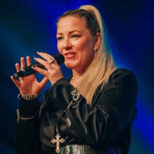 Gayle Fraser (Singer & Madonna Tribute)