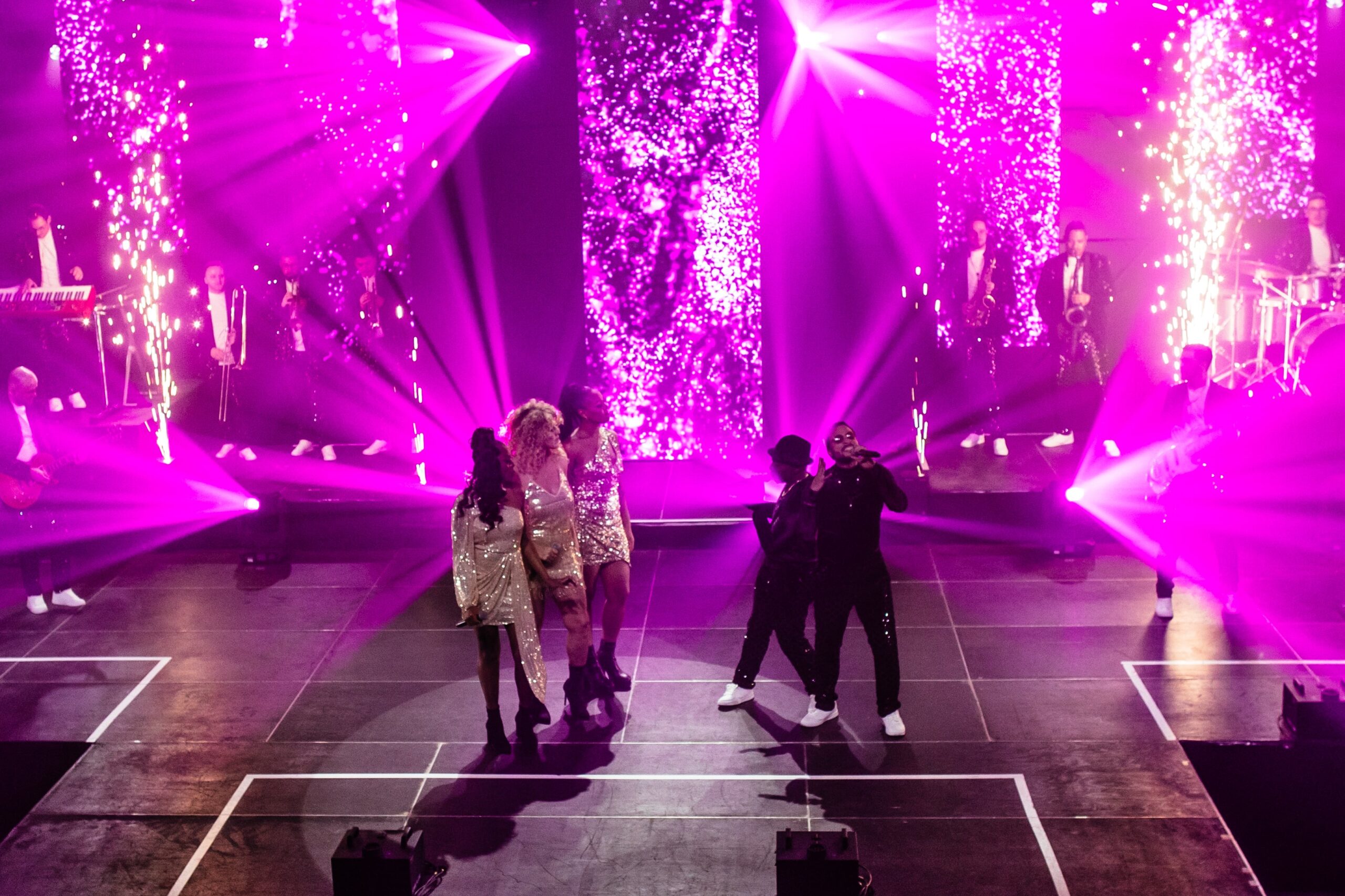 Midnight Avenue - Image 5