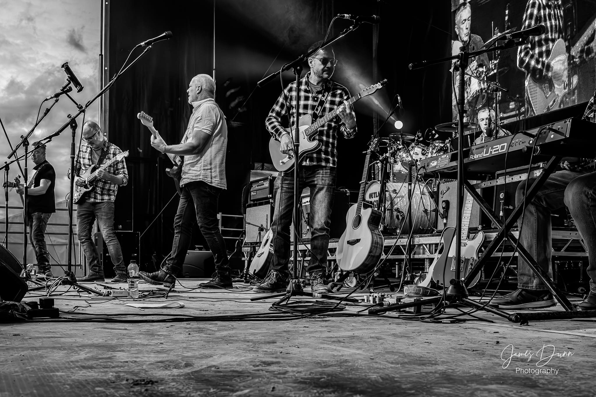 Outlaw Eagles (The Eagles Tribute) - Image 12