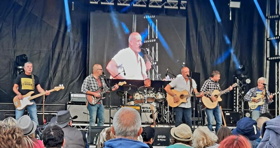 Outlaw Eagles (The Eagles Tribute) - Image 8