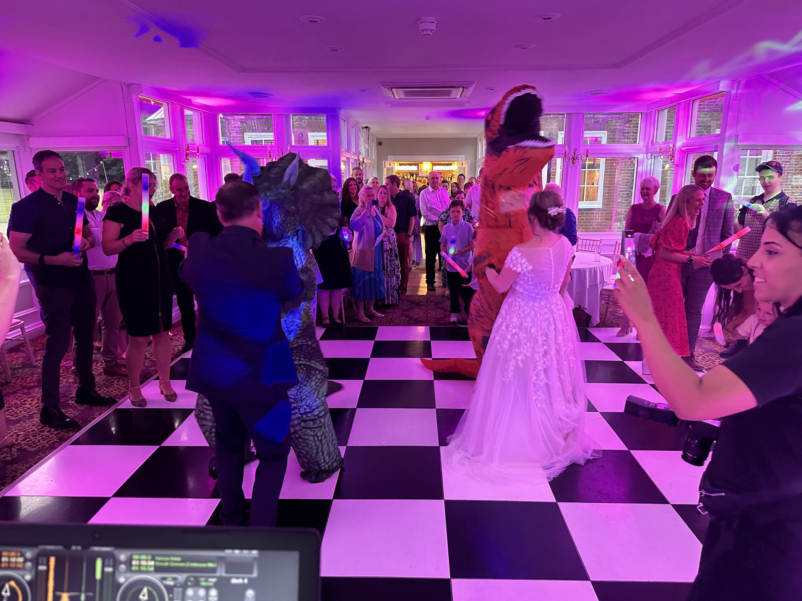 DJ Chris M - Image 8