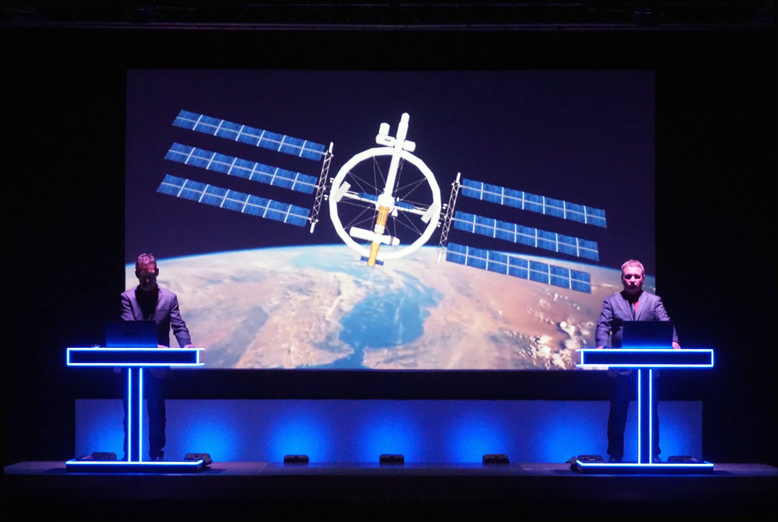 FKTB : KRAFTWERK EXPERIENCE (Kraftwerk Tribute) - Image 8