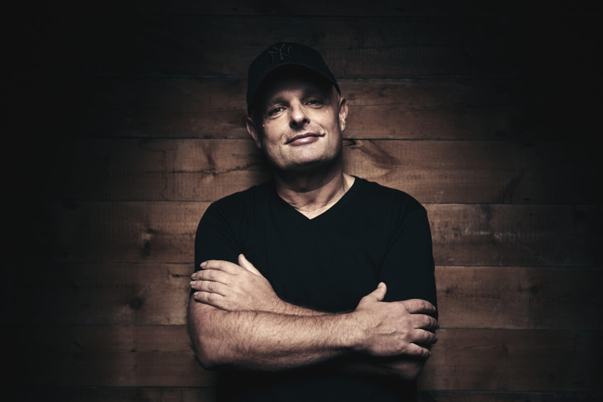Book Dave Pearce