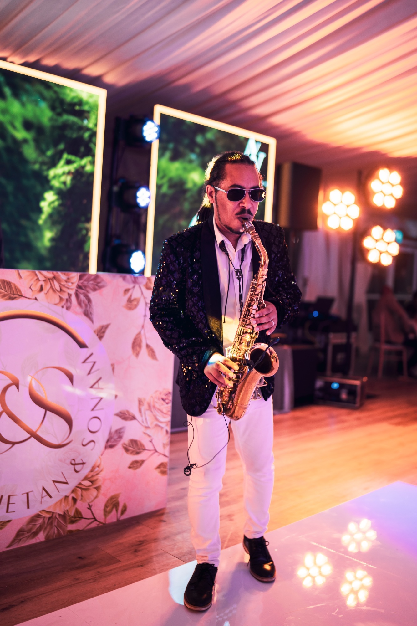 Simon Lee Sax